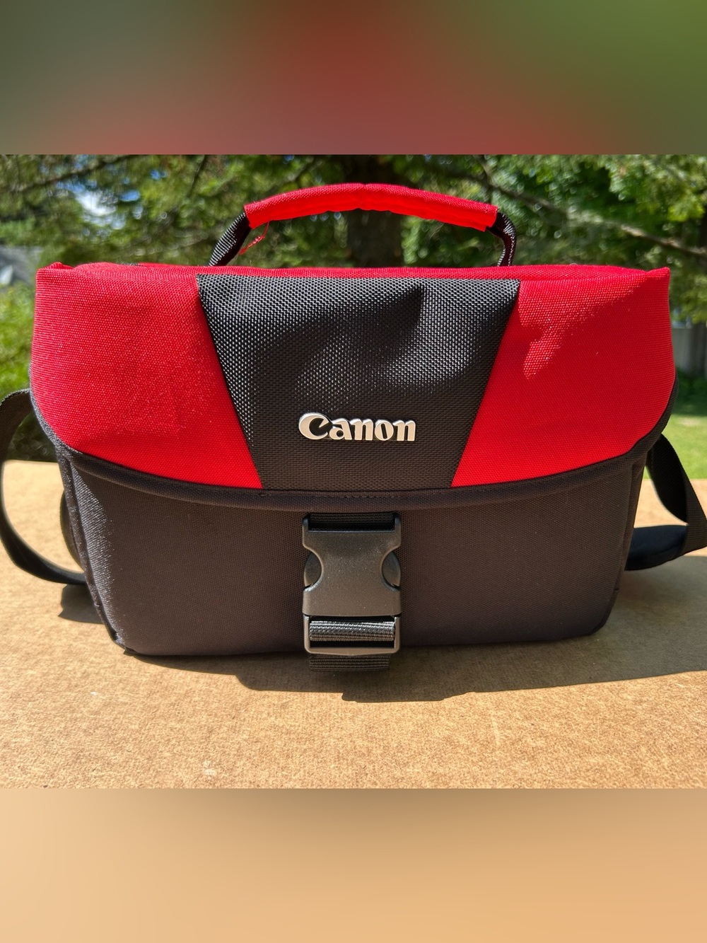 Canon Camera Bag Red Black Carry Travel Buckle Shoulder Strap Padded NWOT
